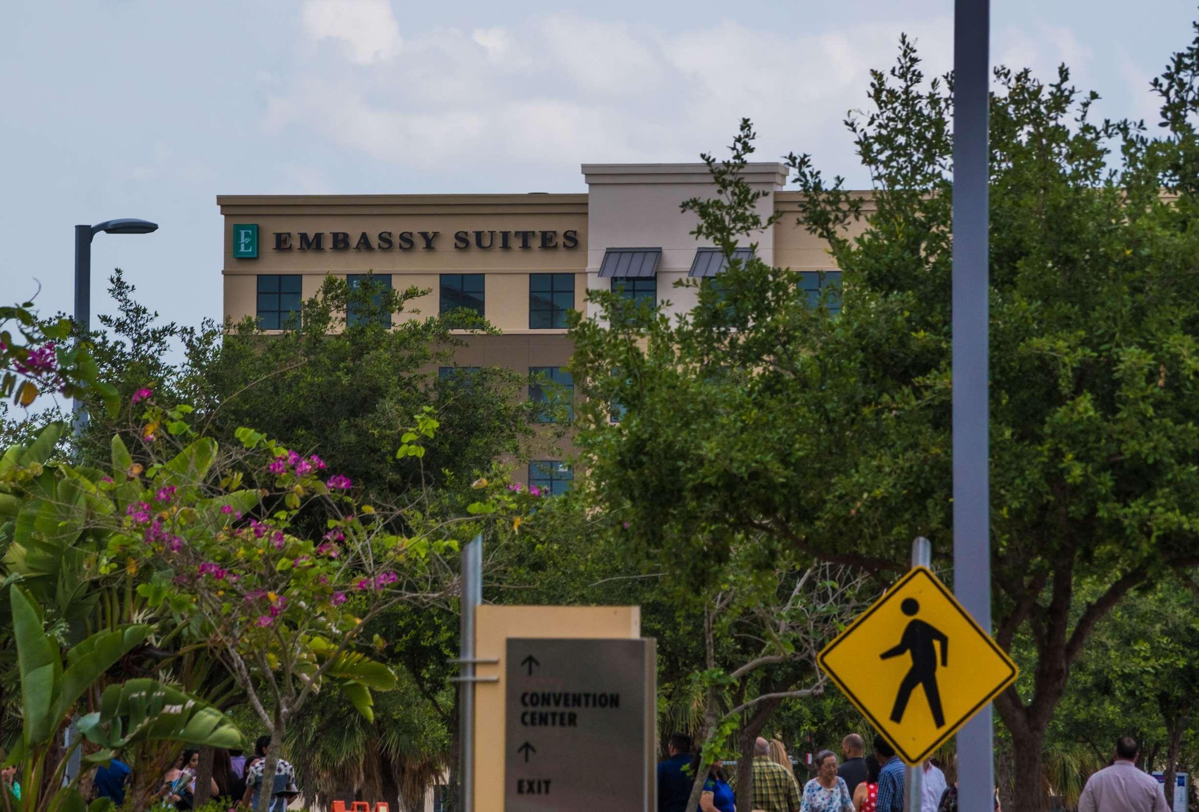 Embassy Suites By Hilton Mcallen Convention Center Екстер'єр фото