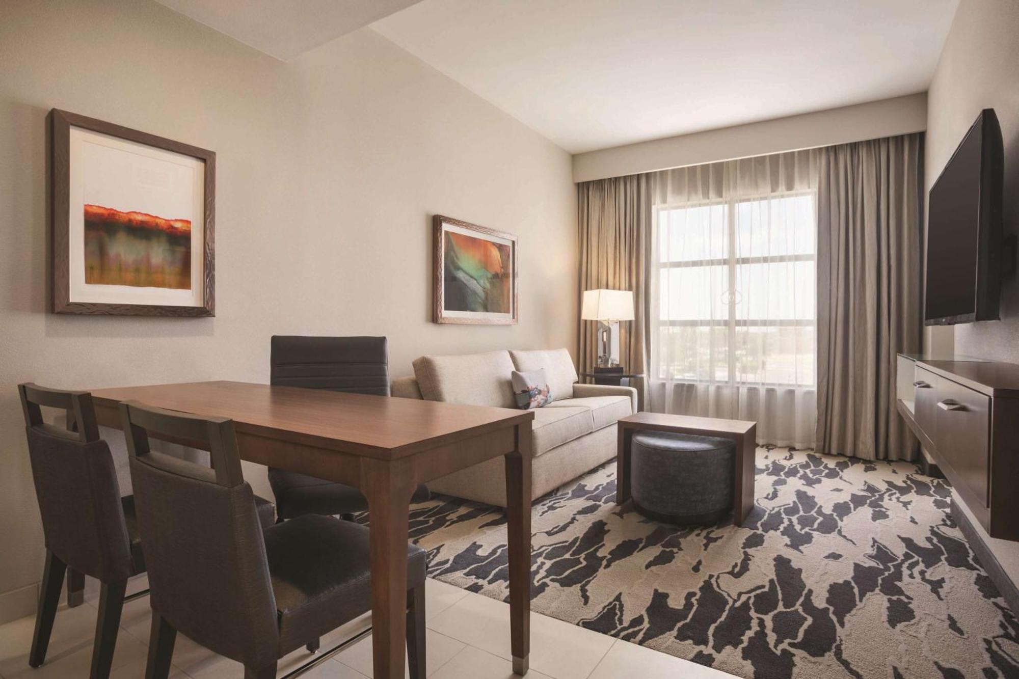 Embassy Suites By Hilton Mcallen Convention Center Екстер'єр фото